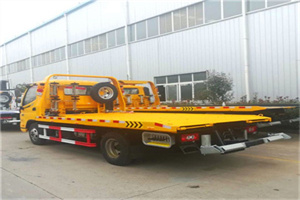 金城江区附近拖车救援搭电