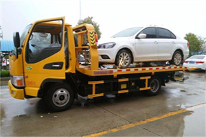 金城江区附近拖车救援24小时服务热线